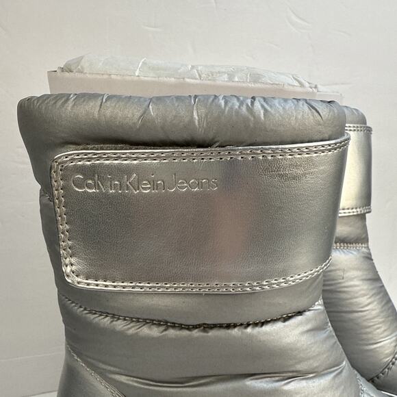 Calvin Klein Leonie Silver Winter Boots Women's Size 6 M Ankle NIB - Picture 2 of 10